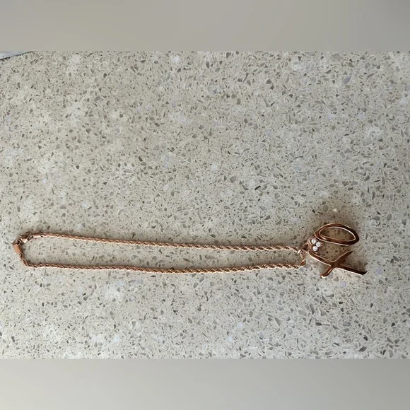 Medium 18K Rose Gold Plated Short XO chain - Picture 4 of 8